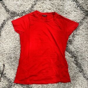 Red oiselle athletic short sleeve